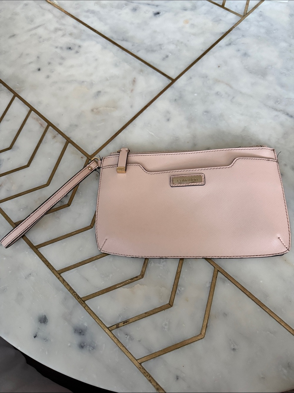 Calvin Kleinpochette bracelet in beige - Picture 2 of 5